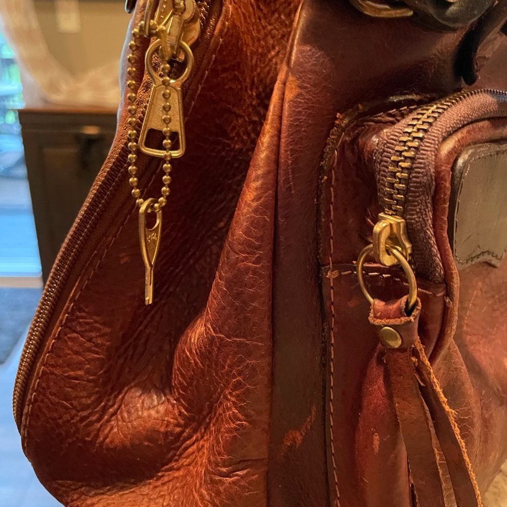 Overland with Concealed Carry Pocket - Picture 4 of 9